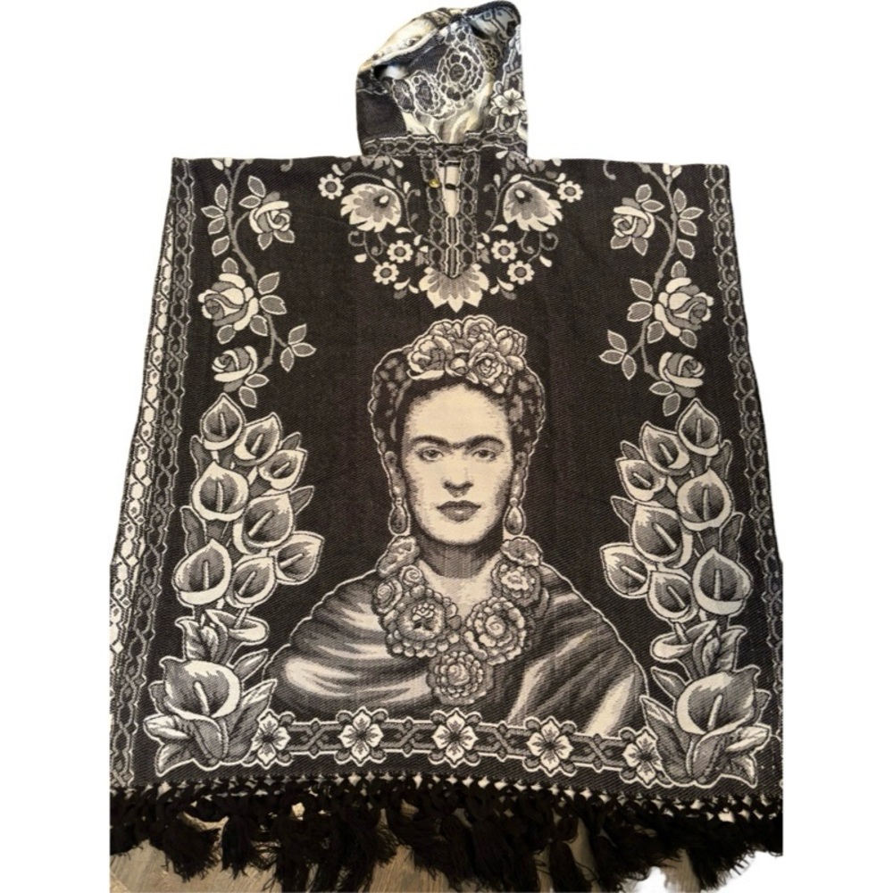 Frida Kahlo Tasseled Blsck and White Poncho